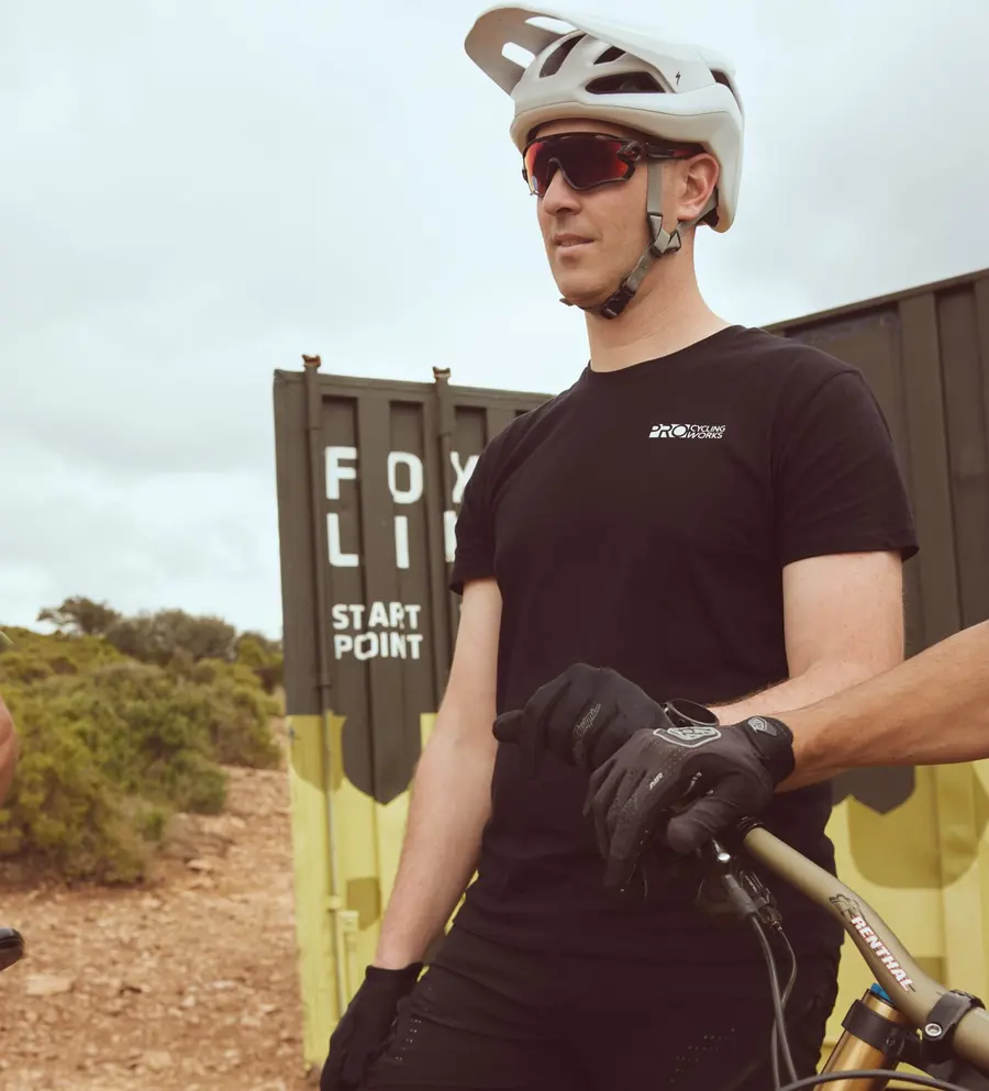 Antonio Pérez, instructor de Pro Cycling Works